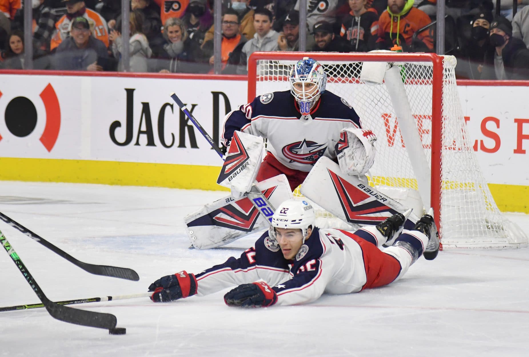 Columbus Blue Jackets’ Elvis Merzlikins, Jake Bean leave game against Philadelphia Flyers