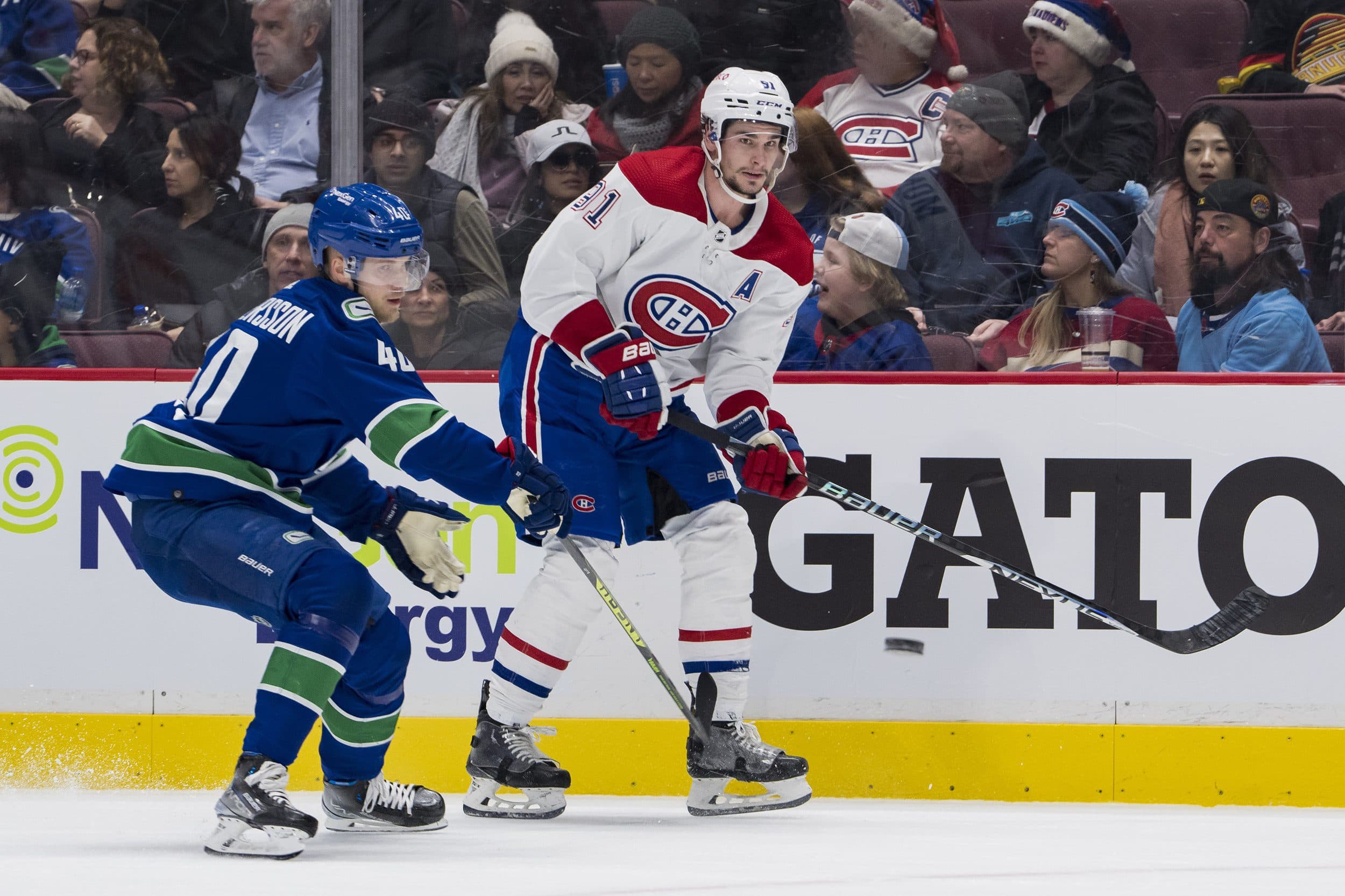 Montreal Canadiens forward Sean Monahan suffers lower-body injury