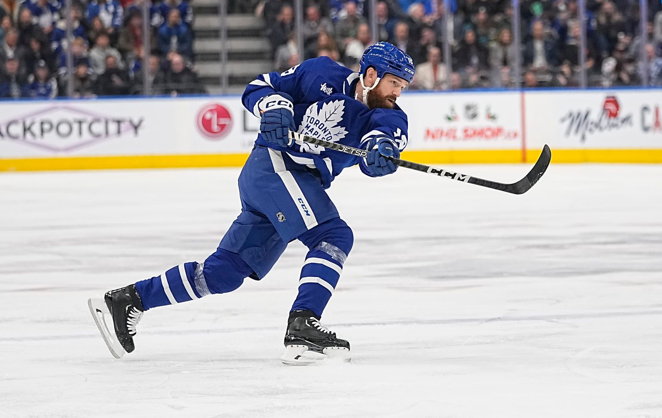 Dallas Stars sign defenceman Jordie Benn to professional tryout contract