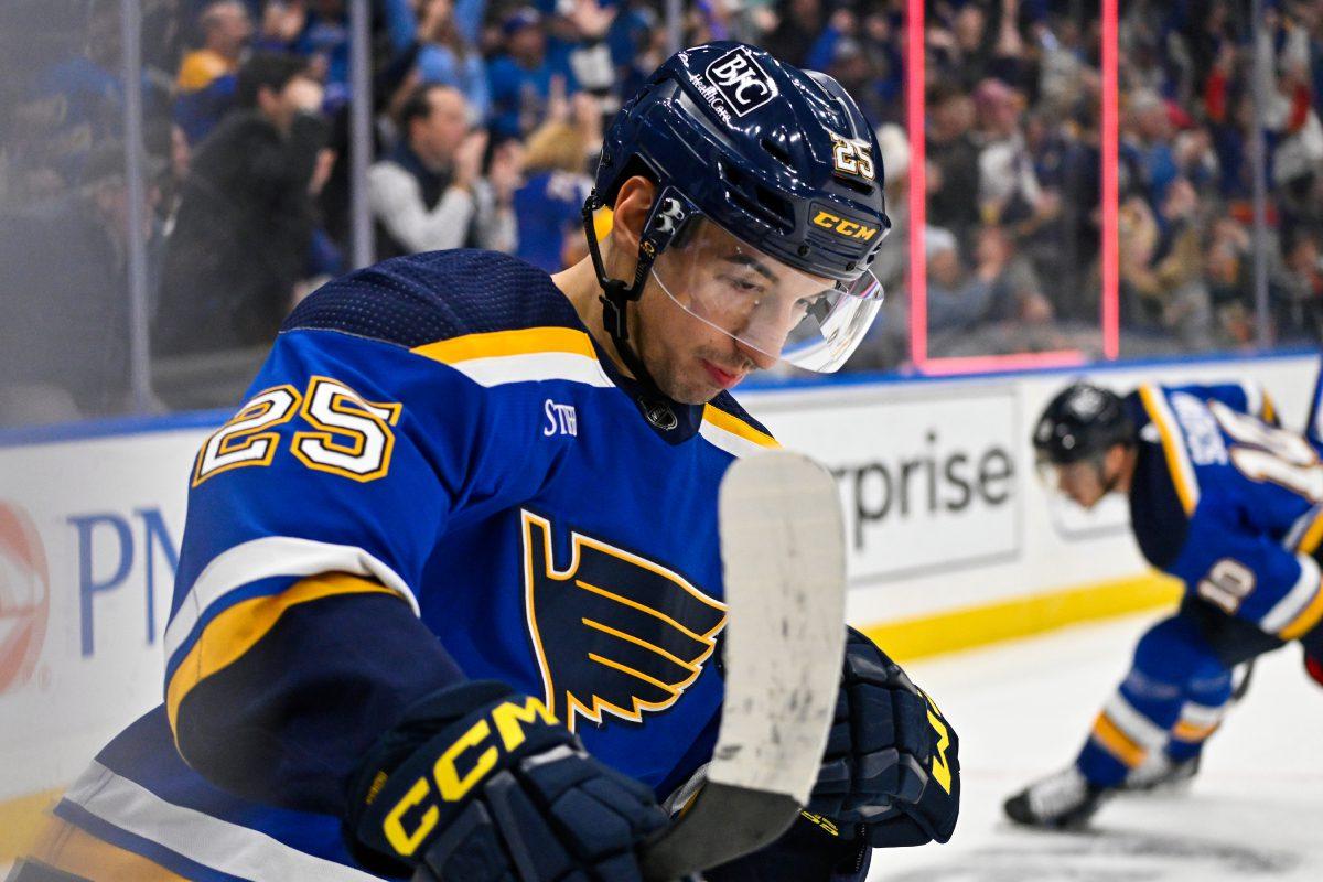 ‘It’s tough to hear the fans booing me here.’ Emotional Jordan Kyrou apologizes to Blues fans after Craig Berube comments