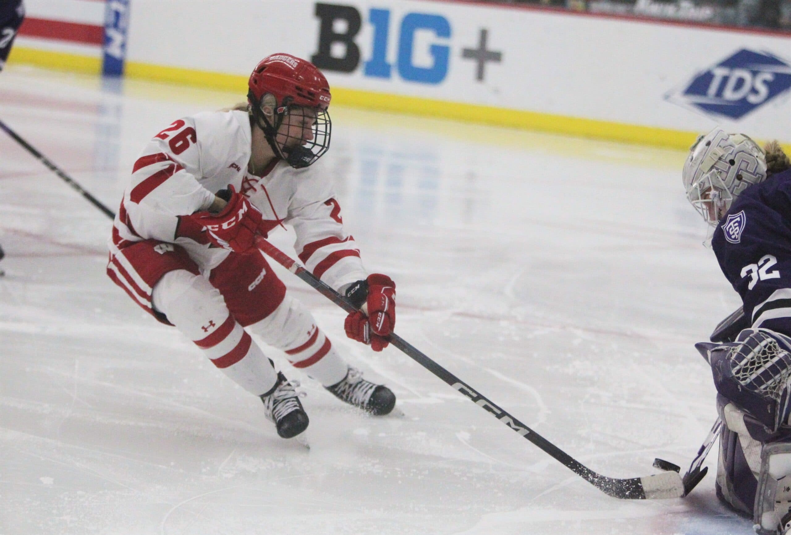 Casey O’Brien, Kirsten Simms and Izzy Daniel named top-three finalists for Patty Kazmaier Award