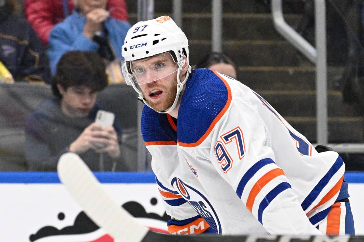 Oilers’ Connor McDavid becomes third player in NHL history to score 40 points in a single post-season