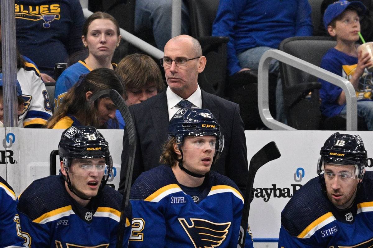 Blues remove interim tag, name Drew Bannister head coach