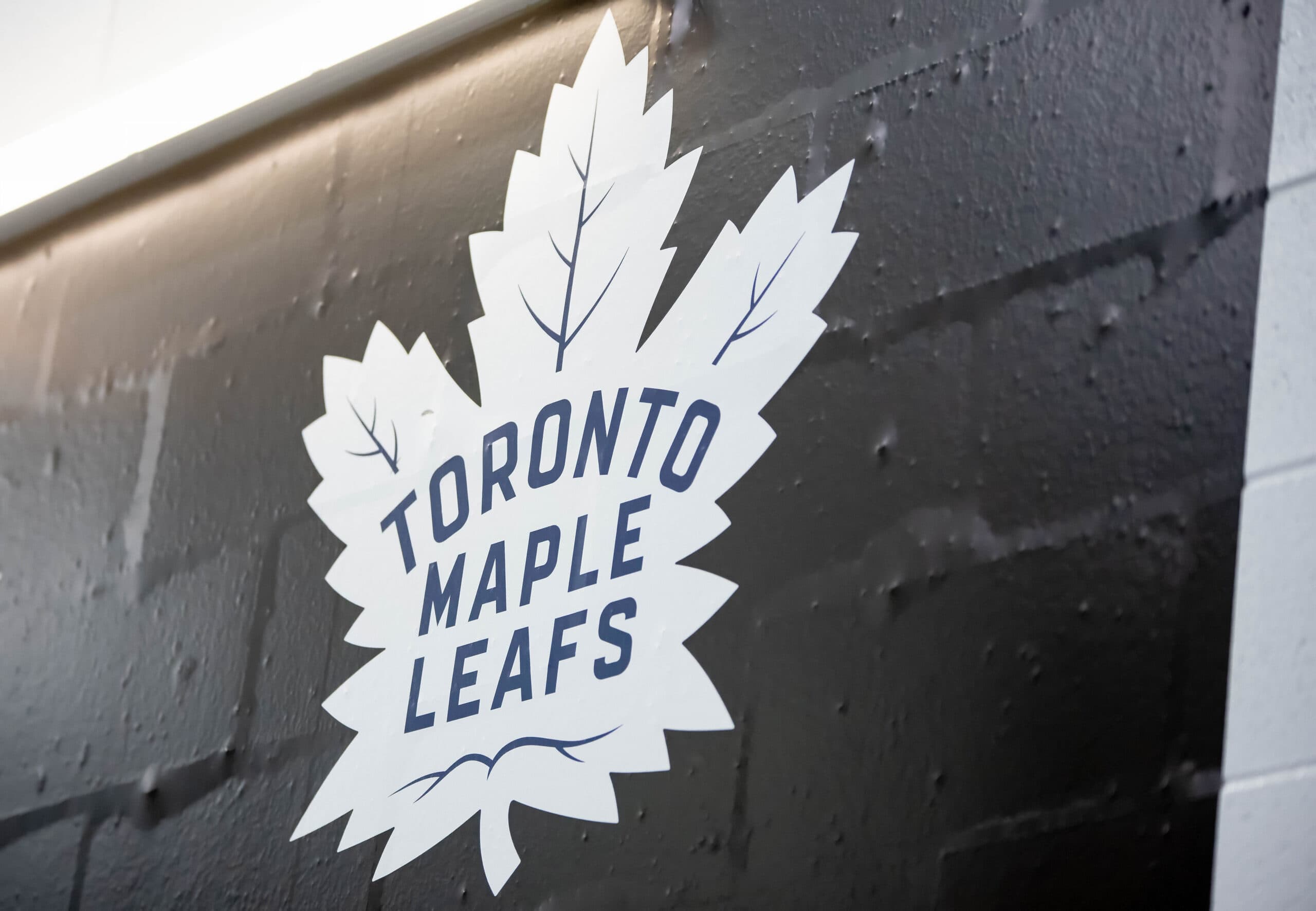 Rogers buys controlling stake of Toronto Maple Leafs for $3.5 billion