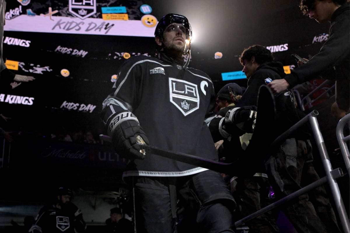 It’s time to say it — Anze Kopitar is better than Patrice Bergeron