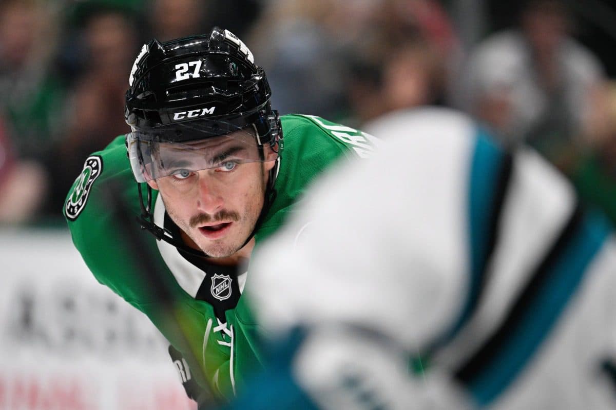 What punishment did Stars’ Mason Marchment deserve for tapping official with his stick?