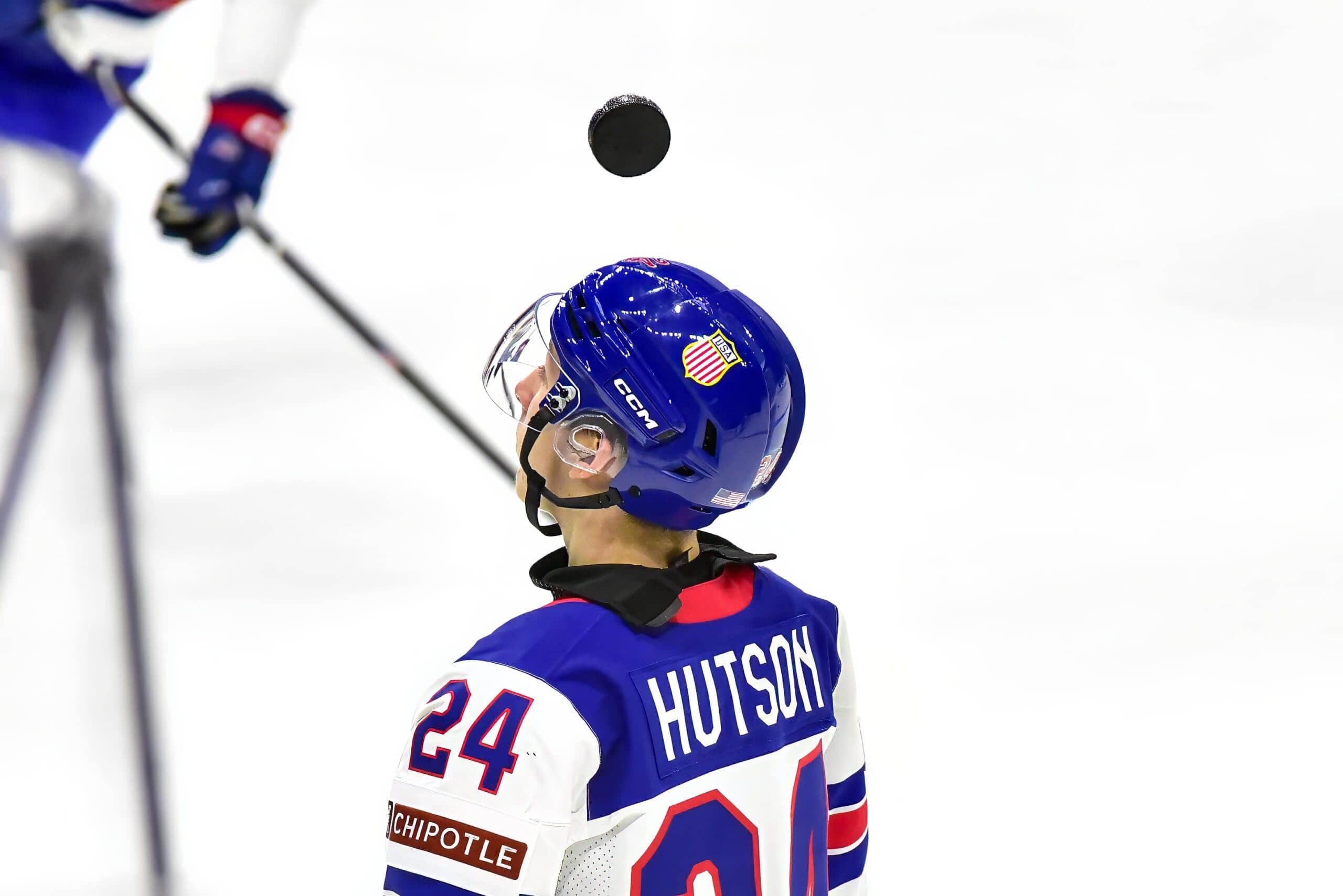 Capitals’ Cole Hutson looks like a magician at the World Juniors