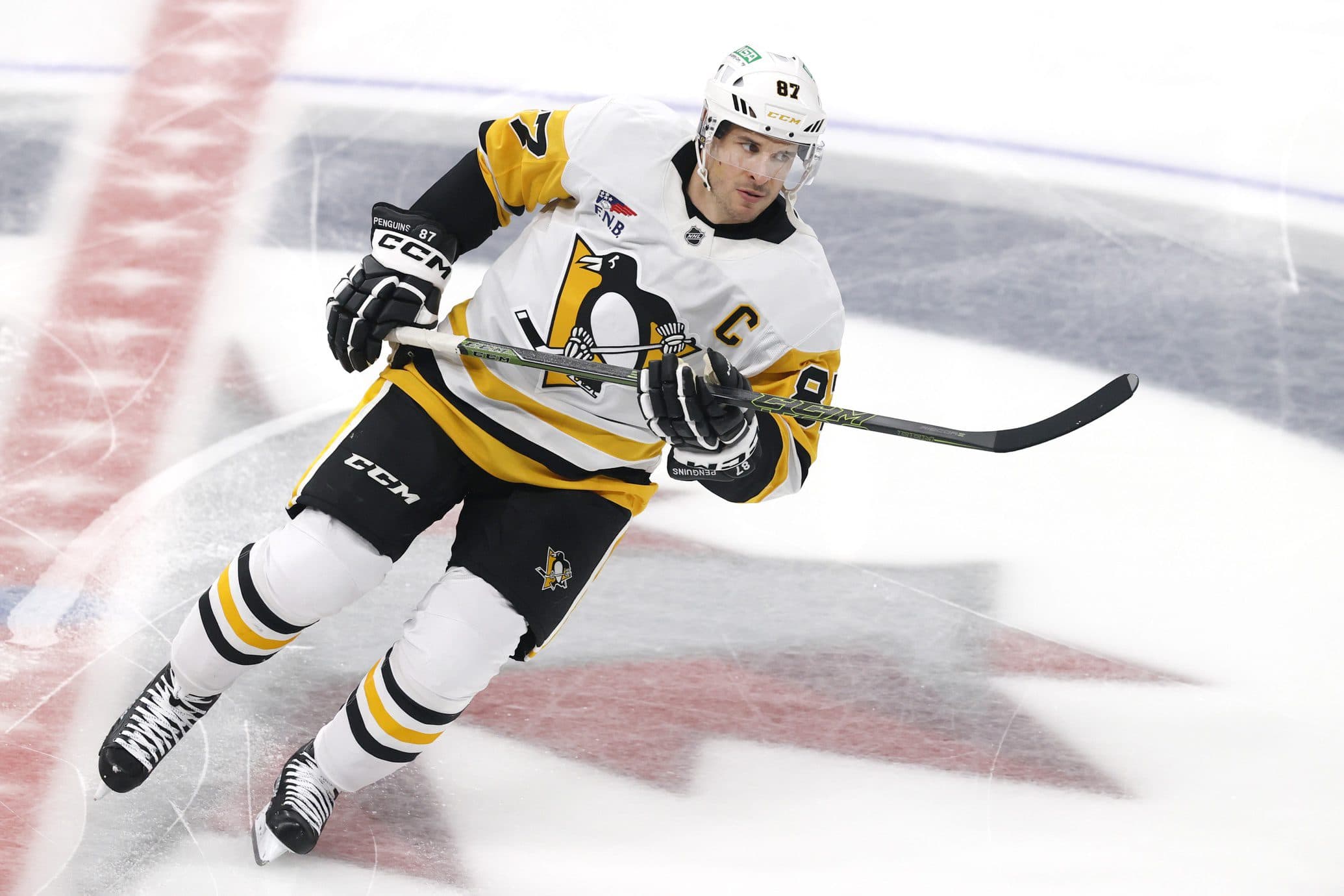 Pittsburgh Penguins center Sidney Crosby (87) warms up before a game against the Winnipeg Jets at Canada Life Centre