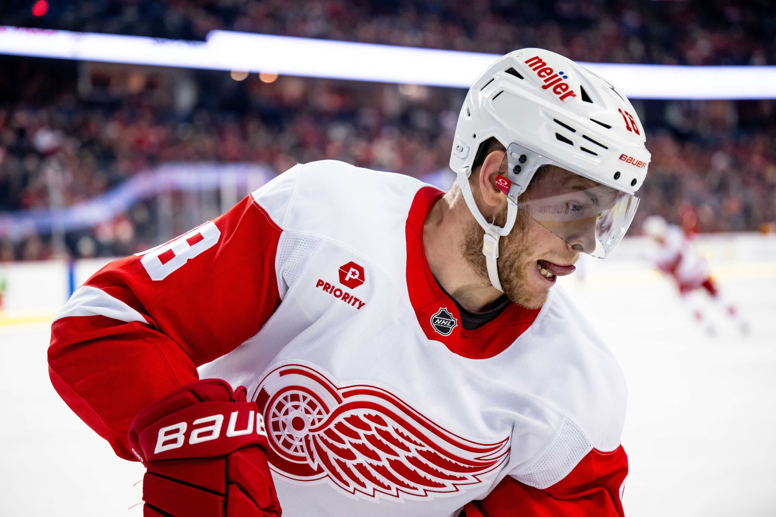 Red Wings’ Andrew Copp exits game versus Wild