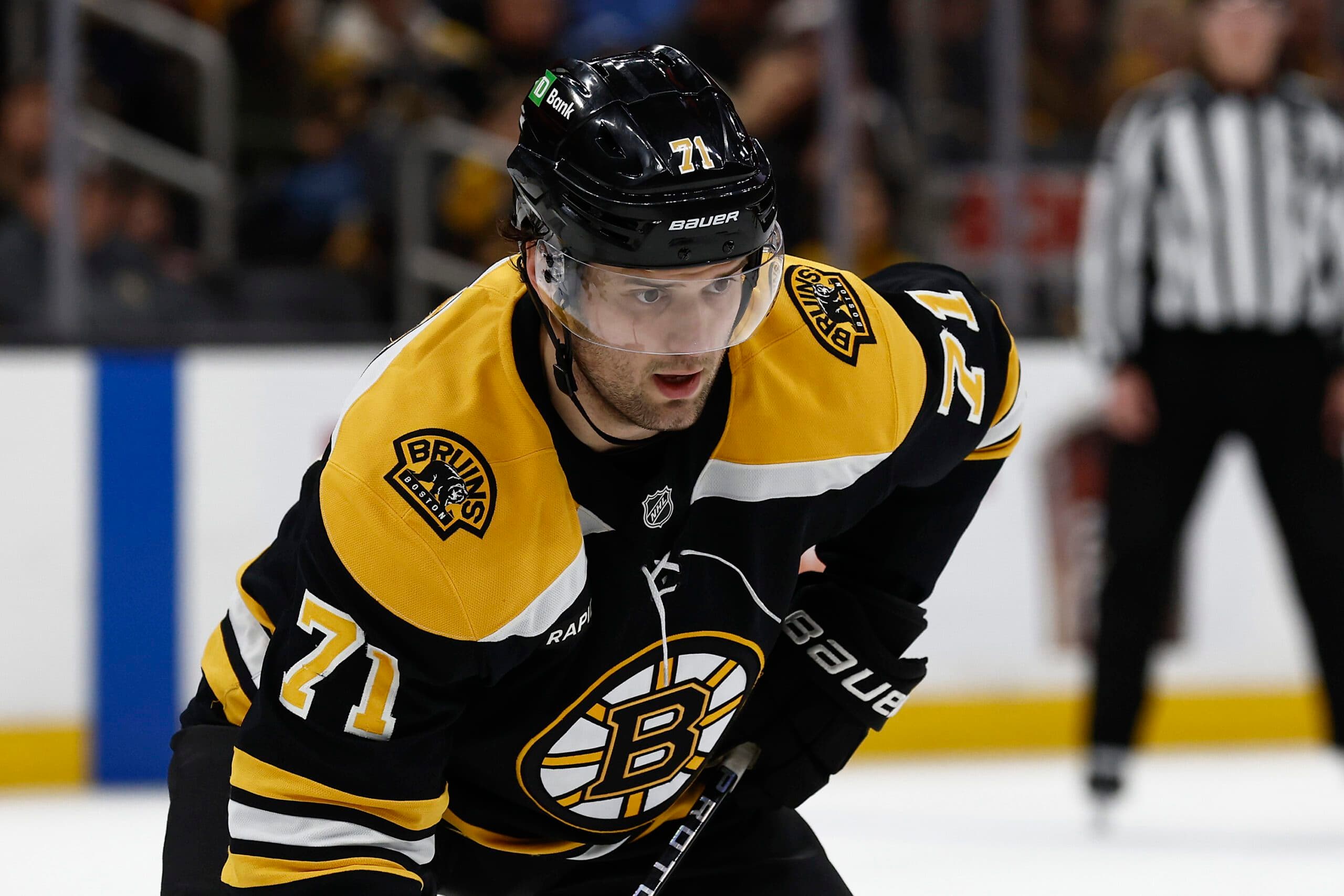 Bruins waive Oliver Wahlstrom