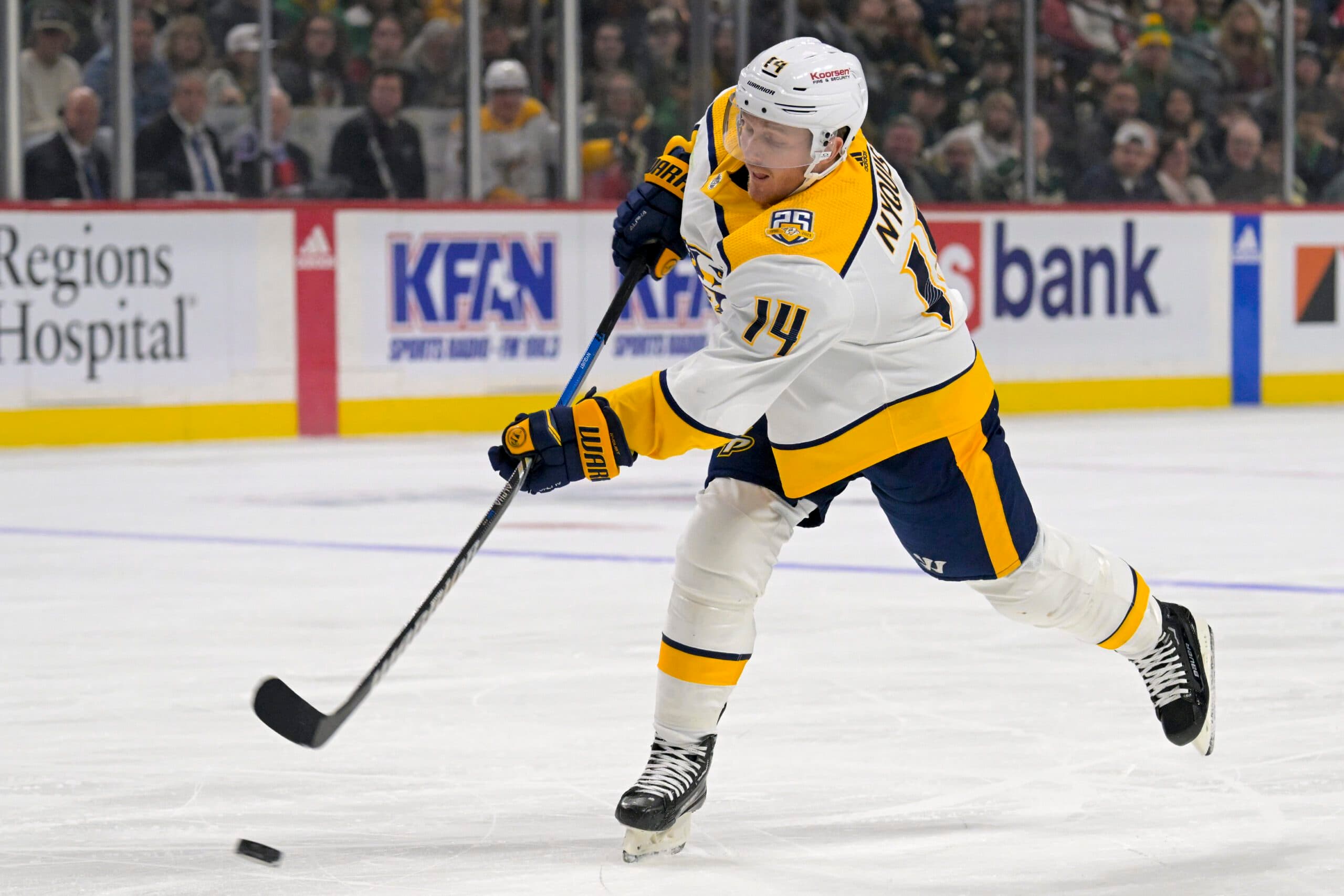 Predators trade Gustav Nyquist to Wild for draft pick