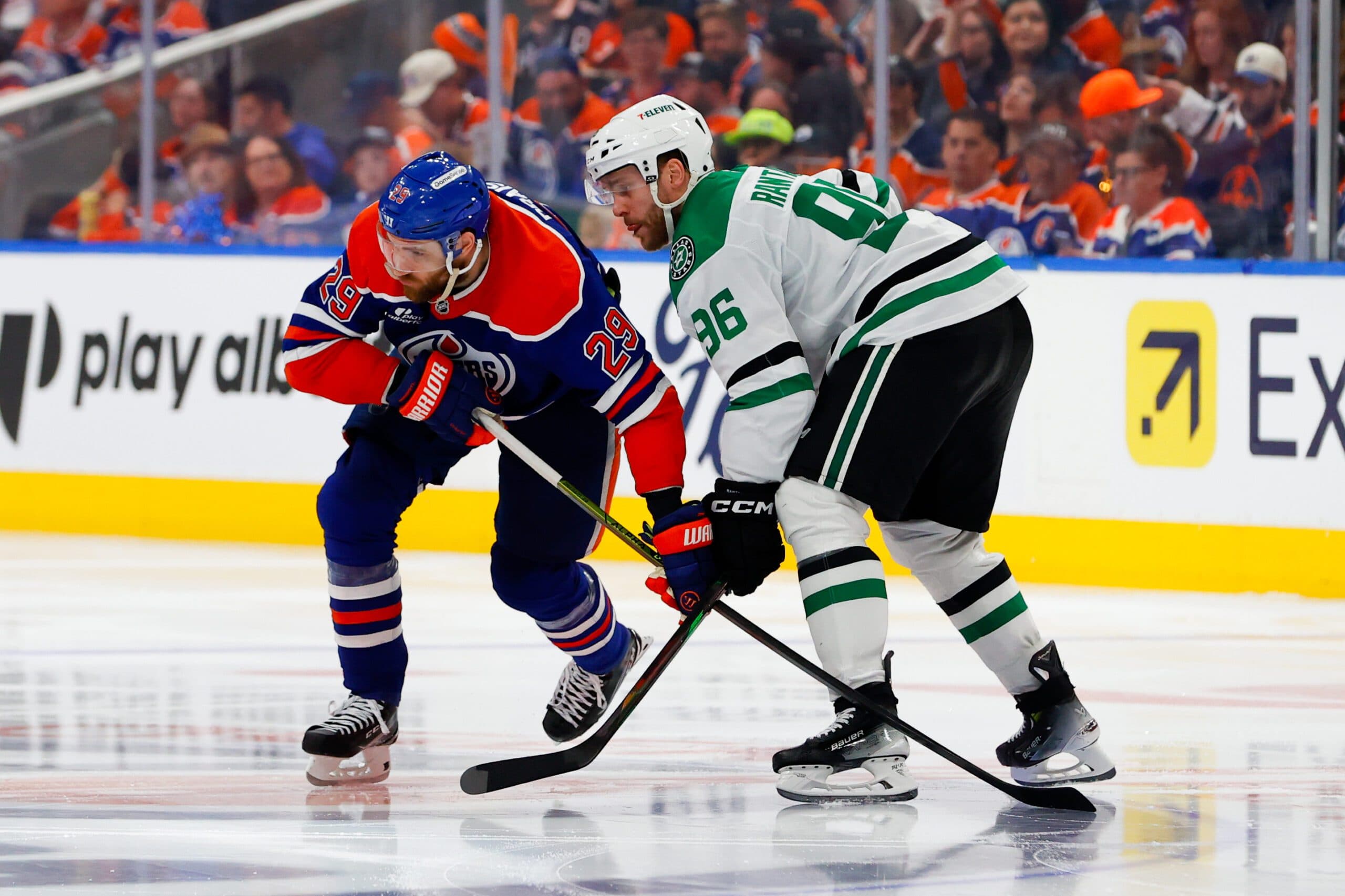 Stars have their work cut out for them in Game 4