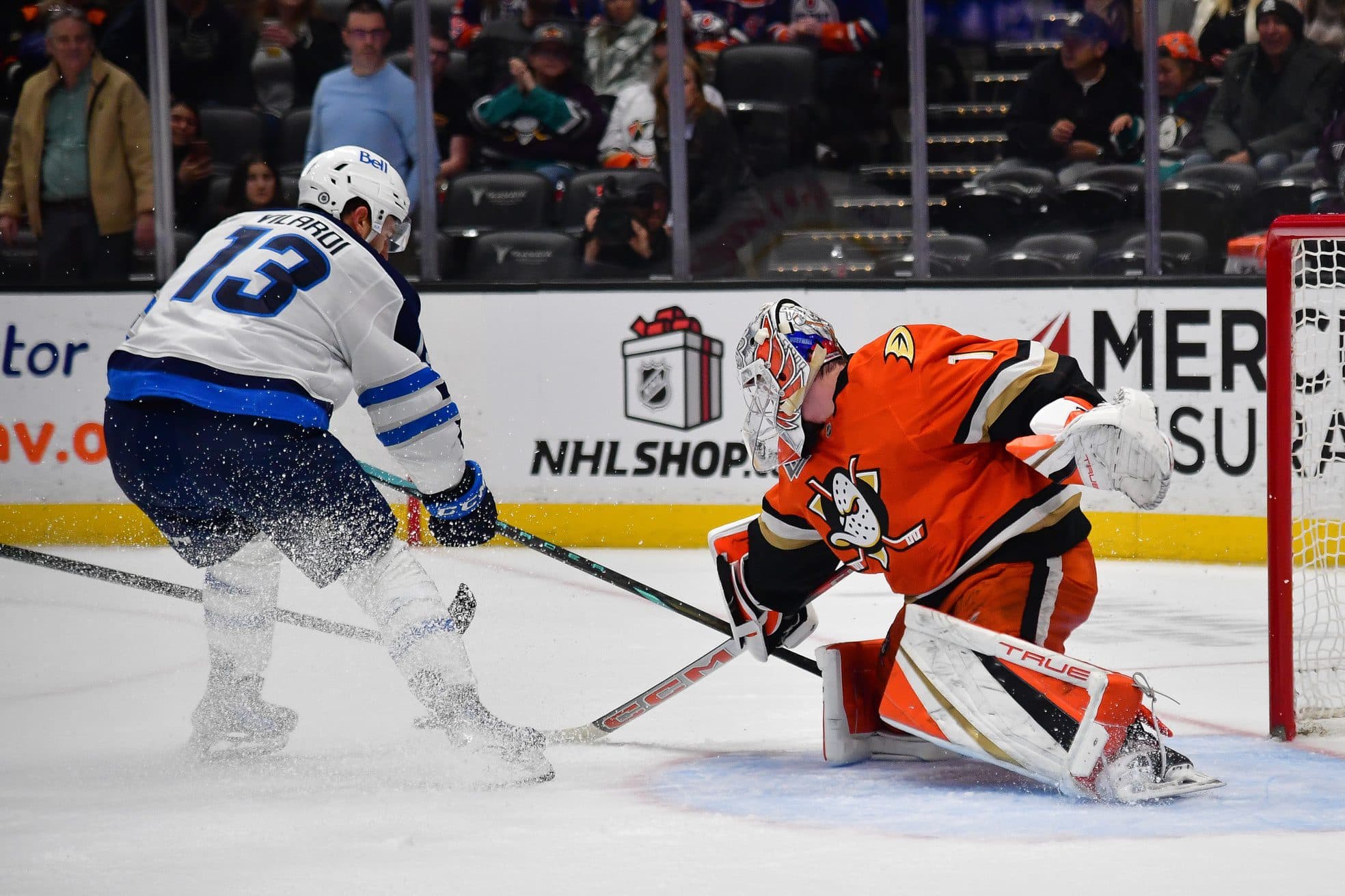 Dostal, Vilardi, Robertson among 11 players to elect for salary arbitration
