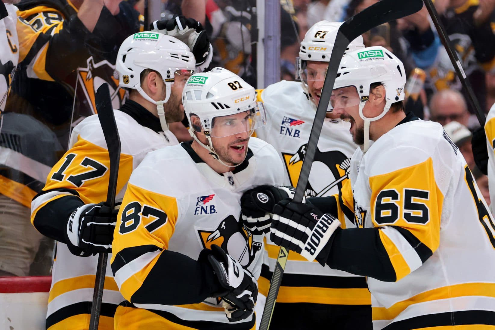 NHL Daily Betting Rundown (Oct. 27): Penguins getting too much respect vs. Blues?