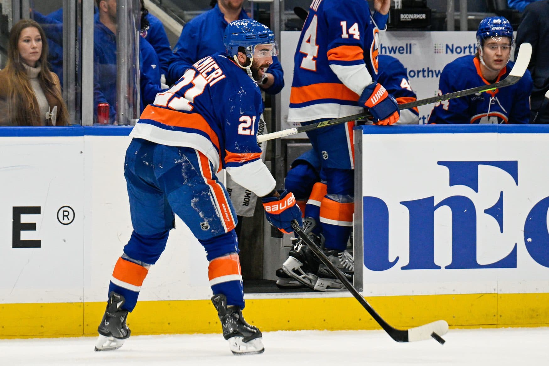 Islanders’ Kyle Palmieri out 6-8 months following ACL tear