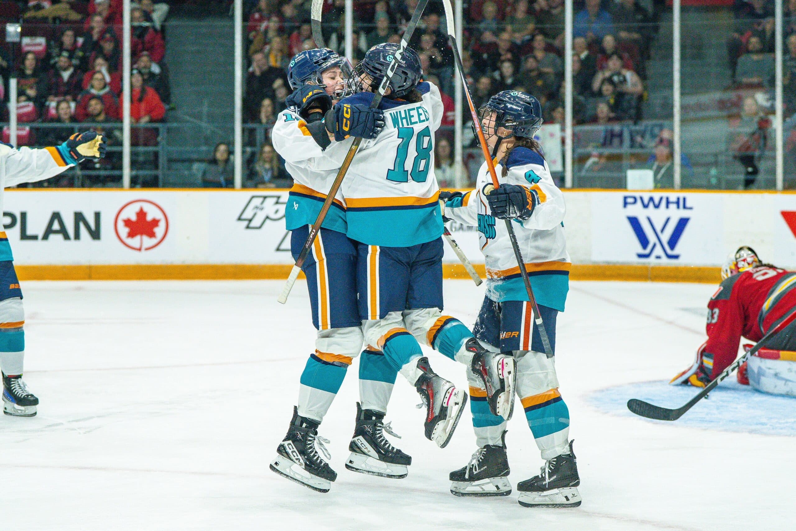New York Sirens forwards Taylor Girard, Maddy Wheeler, Elle Hartje